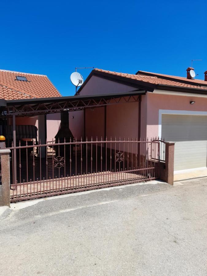 Apartman Jeger Umag Luaran gambar