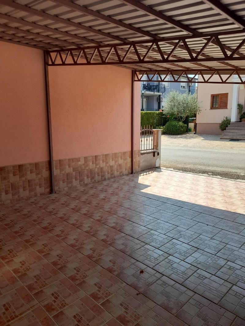 Apartman Jeger Umag Luaran gambar